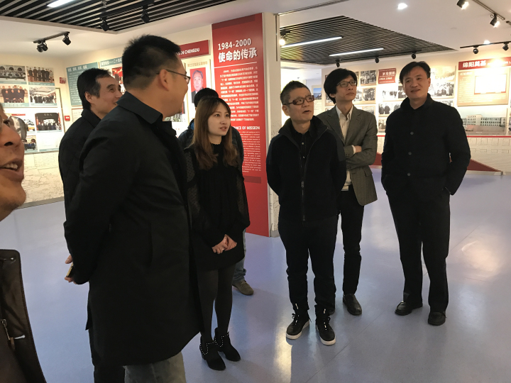 1496478513714958.jpg 3-客人參觀十一科技院史館.jpg