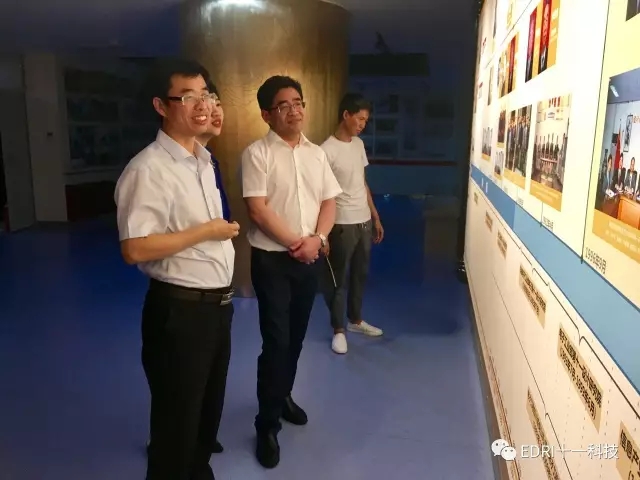 1502642598619863.jpg 640.webp (17).jpg